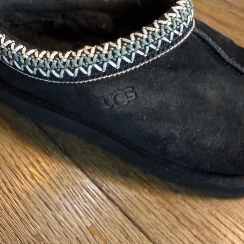UGG Tasman Black Suede Sheepskin Lined Slip On Clog Slippers Women's 6 - Picture 11 of 12